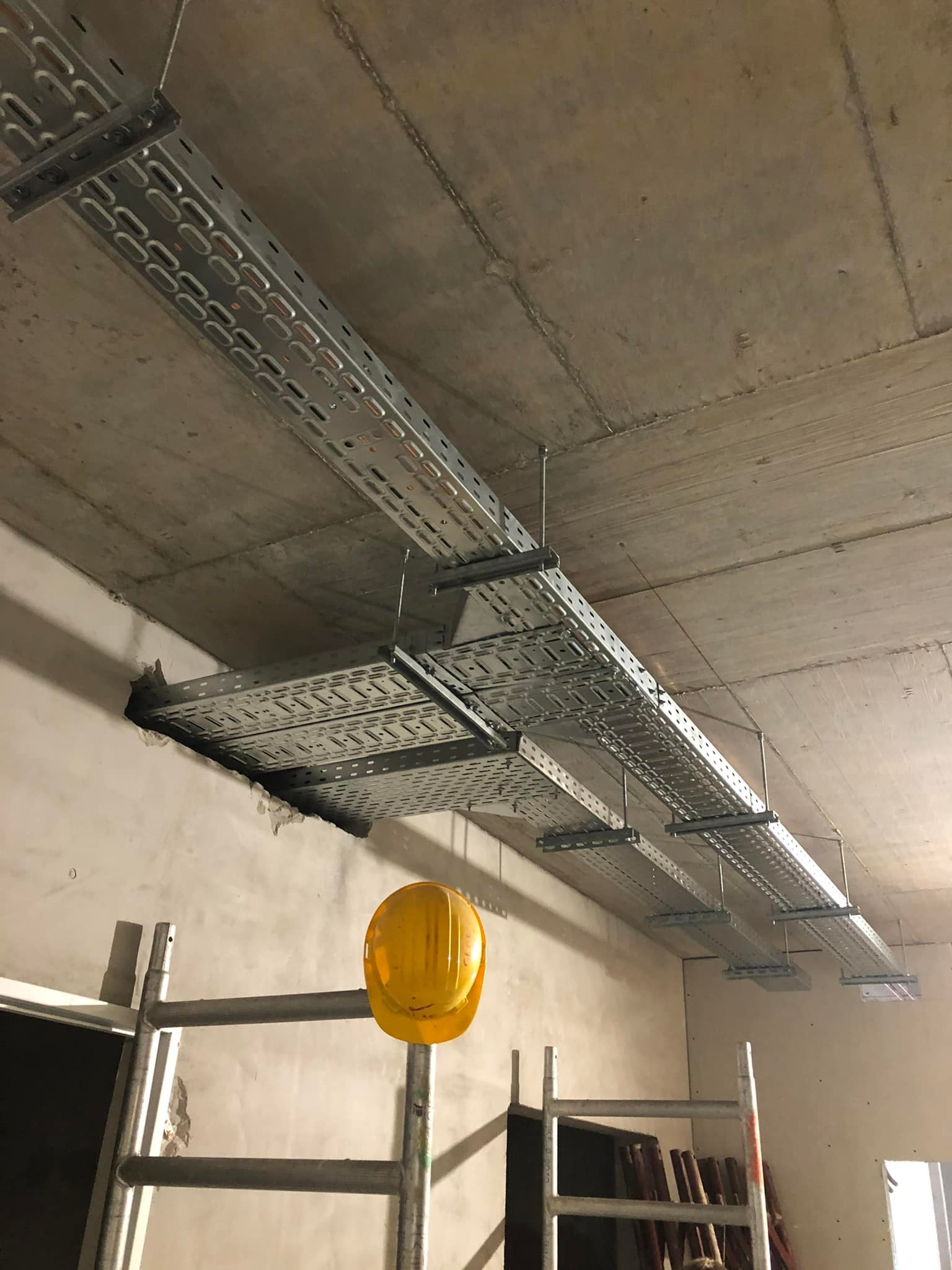 Referencia 17: projekt képek